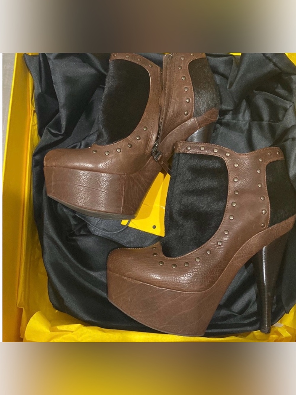 FENDI Boots SIZE EU 38 - Picture 2 of 10